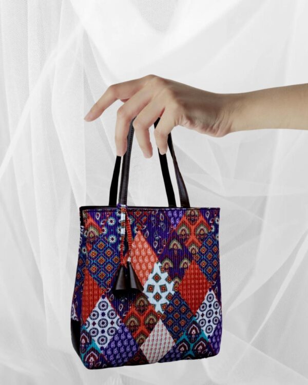 TOWER TOTE BAG
